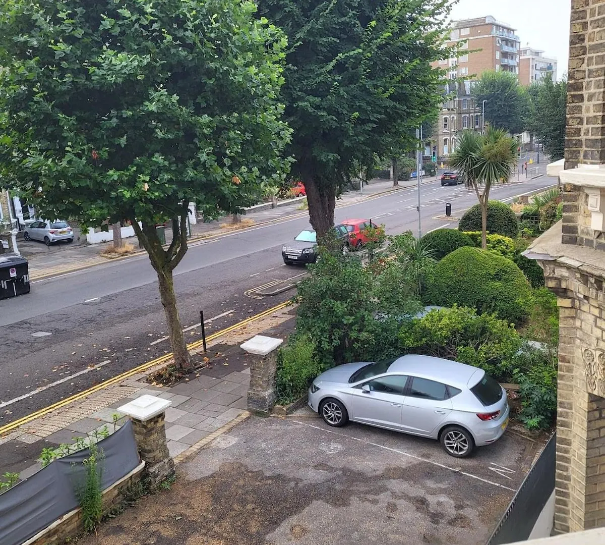 21 Mini Loft - Prime Location - Hove - Quiet Apartment  Brighton